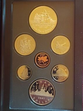 1987 250th ANNIVERSARY EDITION SILVER CANDAIAN PROOF SET.